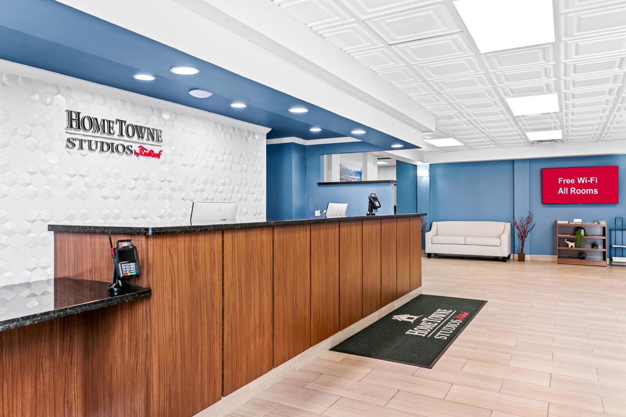 Hometowne Studios By Red Roof & Conference Center كورتلاند المظهر الخارجي الصورة